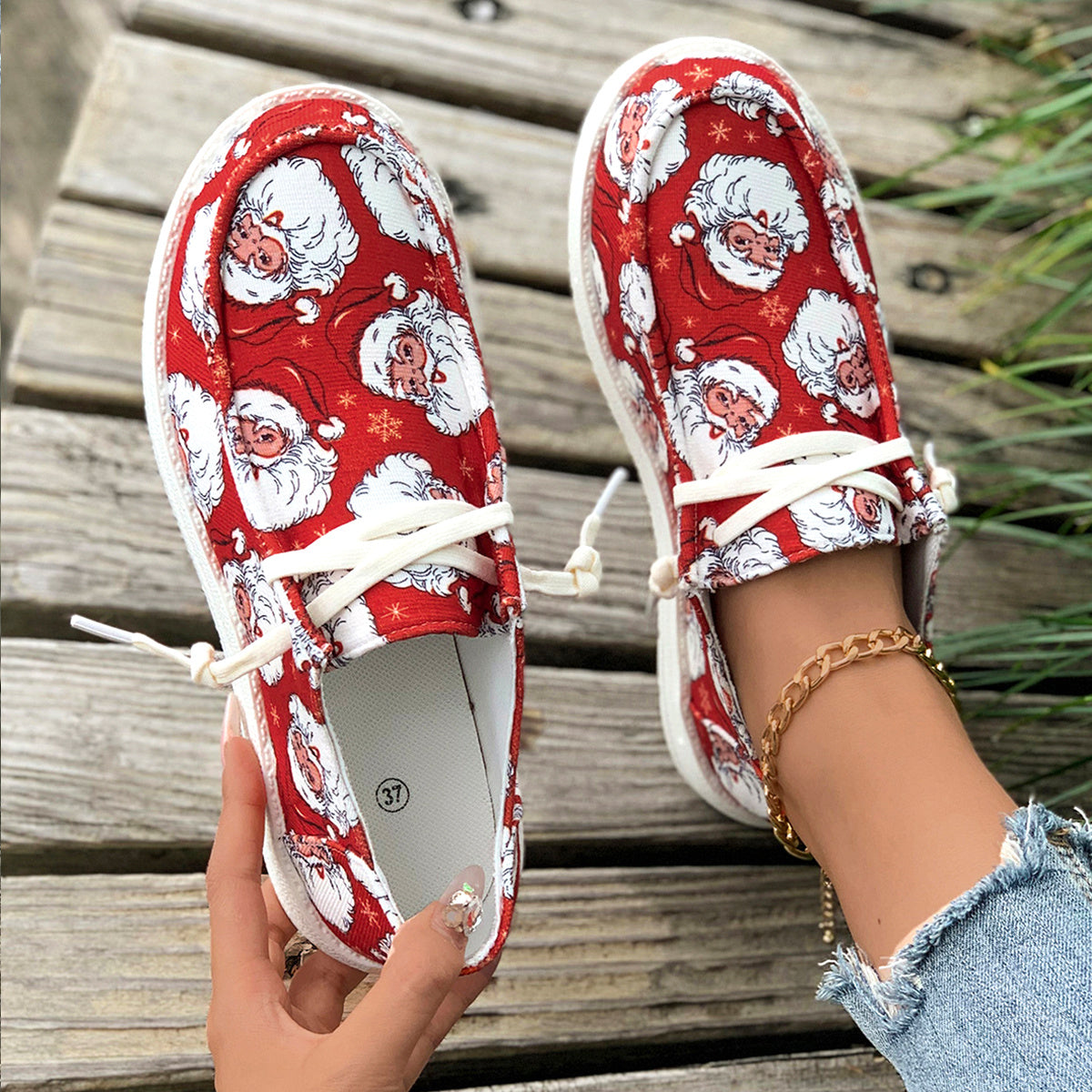 Women's Santa Claus Print Canvas Shoes, Casual Lace Up Outdoor Shoes, Lightweight Low Top Christmas  Sneakers